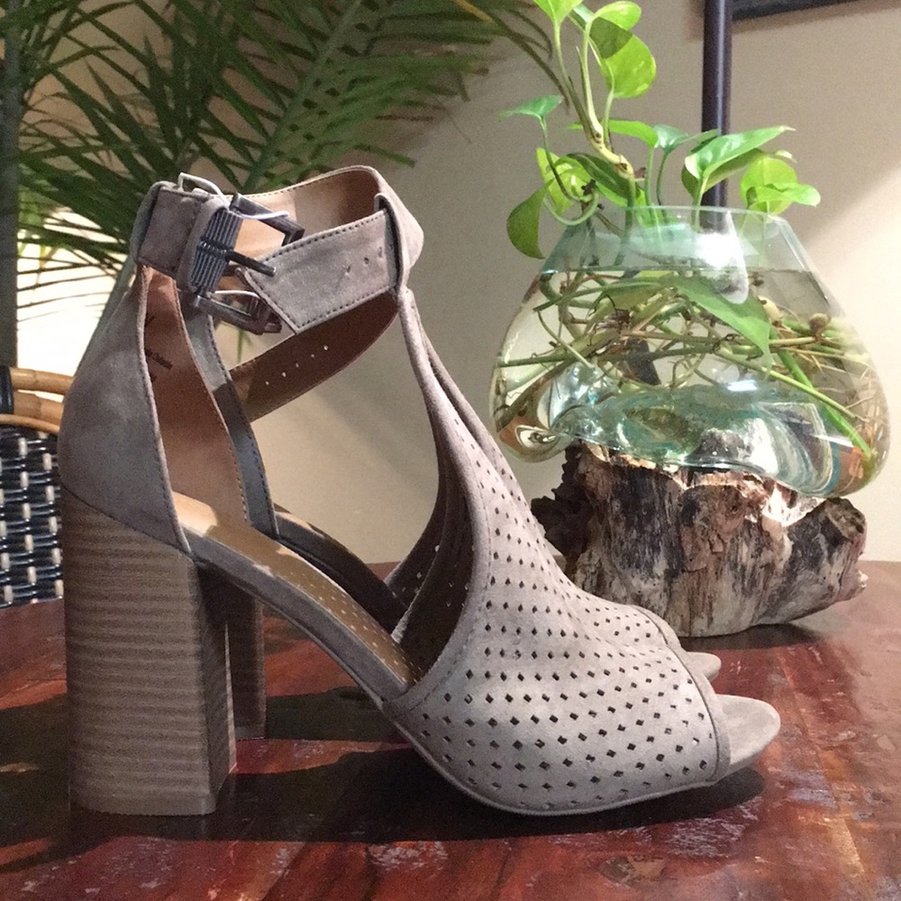 SOLD Faux suede block-heeled sandals